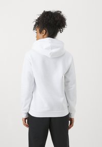 adidas Sportswear ESSENTIALS SMALL LOGO FEEL COZY HOODIE - Sweatshirt com capuz - white