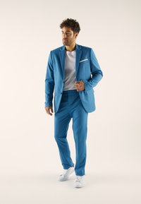 Pier One PERFORMANCE STRETCH SUIT - Öltöny - blue