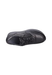 Scarpa in pelle nera con superficie текстurizzata, linguetta imbottita, chiusura con lacci e dettaglio con zip sul lato. Presenta una suola in gomma resistente.