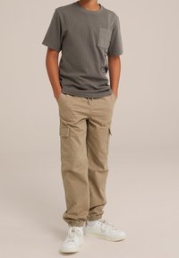 WE Fashion Cargobyxor - green