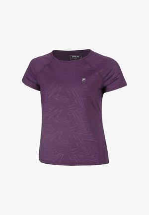 Paarse sport T-shirt gemaakt van lichtgewicht stof. Heeft een gestructureerd patroon en korte mouwen. Bevat het Fila-logo op de borst.