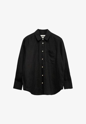 Schwarzes langärmeliges Hemd mit Knopfleiste, Kragen und einer Brusttasche, aus einfarbigem Stoff, auf weißem Hintergrund präsentiert.