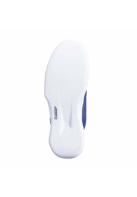 Suola della scarpa in gomma bianca con un motivo testurizzato; pareti laterali in tessuto blu scuro; forma slanciata e arrotondata; minimo dettaglio del marchio vicino al tallone.