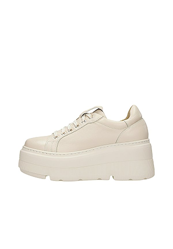 TRAMPKI - Sneaker low - beige