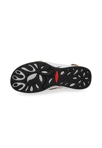 MBT MUGI - Sandalias con plataforma - camel