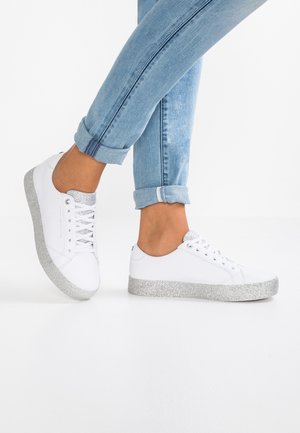 Sneakers laag - white