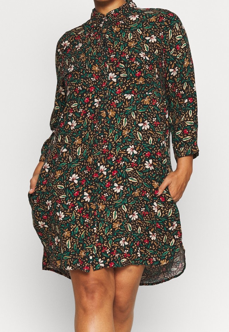 CAPSULE by Simply Be Skjortklänning - black