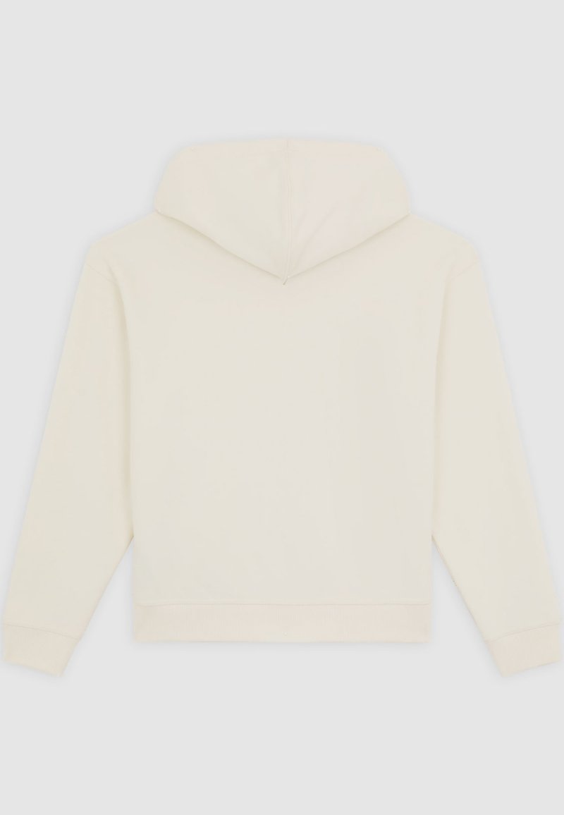 Sudadera color crema hecha de un tejido suave, con una capucha grande y puños y dobladillo acanalados. Diseño sencillo, sin patrones ni acentos visibles.