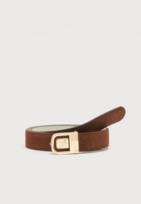 Niewybrane, medium brown