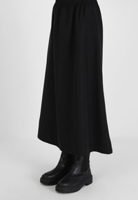 Modanisa SET - A-snit nederdel - black