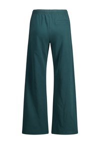 Pantaloni larghi color teal realizzati in tessuto morbido con vita elastica e una singola tasca sul retro. Design minimalista con linee pulite.