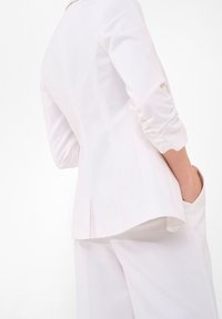 ORSAY Blejzr - white