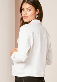 Lipsy REGULAR FIT - Jeansjacke - white