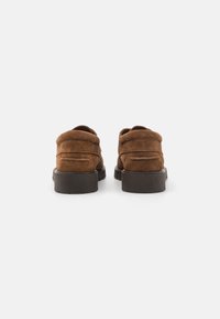 Samsøe Samsøe SAKARL - Casual snøresko - dark cognac