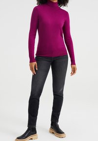 WE Fashion Svetr - purple