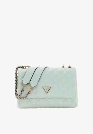 Sac à main bleu clair matelassé avec un logo triangulaire, une bandoulière en chaîne dorée et une fermeture à rabat. Présente un motif en losanges et une texture lisse.