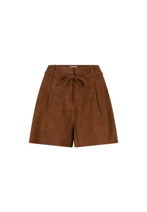 Bruine suède shorts met een strikceintuur, voorzien van plooien aan de zijkant en een ontspannen silhouet. Gladde textuur en eenvoudig, klassiek ontwerp.