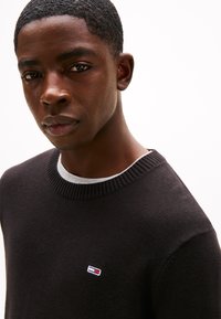 Tommy Jeans ESSENTIAL LIGHT  - Jumper - black