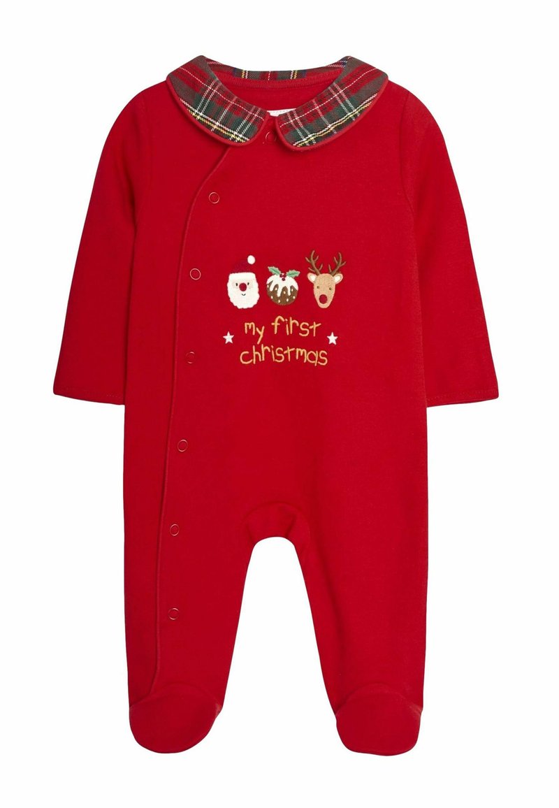 Rød baby romper med lange ærmer, en ternet krave, trykknaplukninger og broderede designs af Santa, en juleserve og et rensdyr. Teksten siger "min første jul."