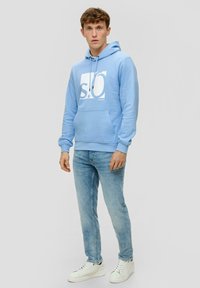 s.Oliver MIT LABEL - Sportinis megztinis - hellblau
