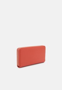 Coccinelle Lommebok - grenadine red