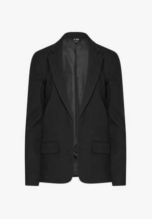 Blazer nero su misura con rever a pistagna, chiusura con un solo bottone e due tasche frontali. Presenta una fodera interna liscia.