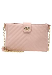 Borsa a tracolla in pelle sintetica trapuntata rosa con tracolla a catena dorata e chiusura a fermaglio. Presenta motivo a chevron e texture liscia.