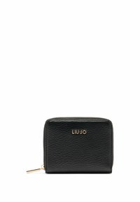 Portefeuille en cuir noir avec une surface texturée, de forme rectangulaire, logo doré à l'avant et fermeture zippée.