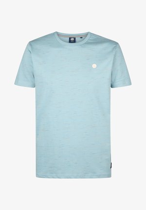 Lichtblauwe korte mouwen t-shirt gemaakt van een zachte, textuurstof met een subtiele gemêleerde patronen en een klein logo op de linkerkant van de borst.