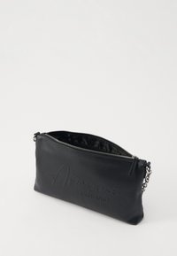 Thumbnail Image 4
