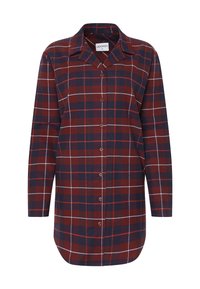 Camisa de cuadros rojos y azul marino con mangas largas, cuello puntiagudo y dobladillo redondeado. Presenta líneas de rejilla blancas en contraste y botones marrones.
