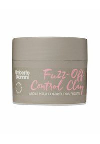 Beige ronde container met het label "Fuzz-Off Control Clay" in roze en grijze tekst, met een gladde textuur en een platte deksel.