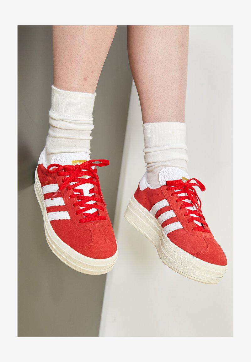 Adidas shoes gazelle red Clearance
