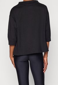DKNY Långärmad tröja - black