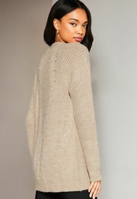Lipsy MIXED CABLE REGULAR FIT - Kardiganas - oatmeal