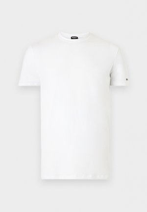 Λευκό κοντομάνικο T-shirt με στρογγυλή λαιμόκοψη, με μικρό μαύρο λογότυπο στο αριστερό μανίκι και μαύρη ετικέτα μέσα στον γιακά.