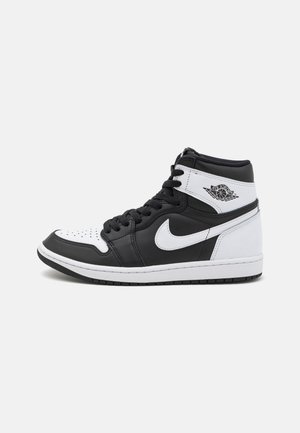 AIR JORDAN 1 RETRO UNISEX - Magas szárú edzőcipők - black/white