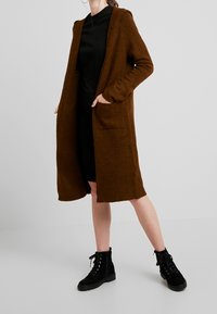 TWINTIP Kofta - brown