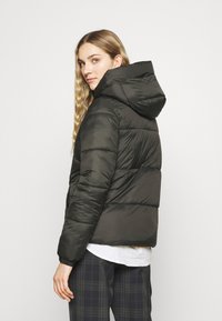 Vero Moda Tall VMUPSALA JACKET - Casaco de inverno - peat