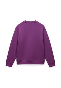 Lila Sweatshirt mit Rundhalsausschnitt, gerippten Bündchen und glatter Oberfläche. Die Rückseite zeigt eine einfache, einfarbige Gestaltung ohne Muster.