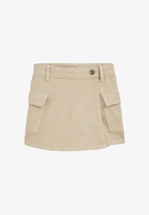 Bež denim suknja s omotanim dizajnom, dva bočna džepa i kopčom na dugme. Glatka tekstura i detalji šivaće ivice.