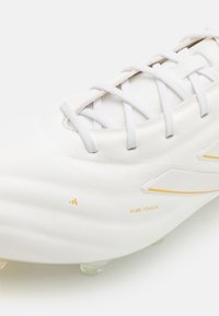 adidas Performance COPA PURE 2.0 ELITE FIRM GROUND - Scarpe da calcio per terreni duri - footwear white/gold metallic