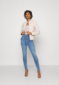 ONLY ONLMELISA JACKET - Casaco de pele sintética - moonbeam