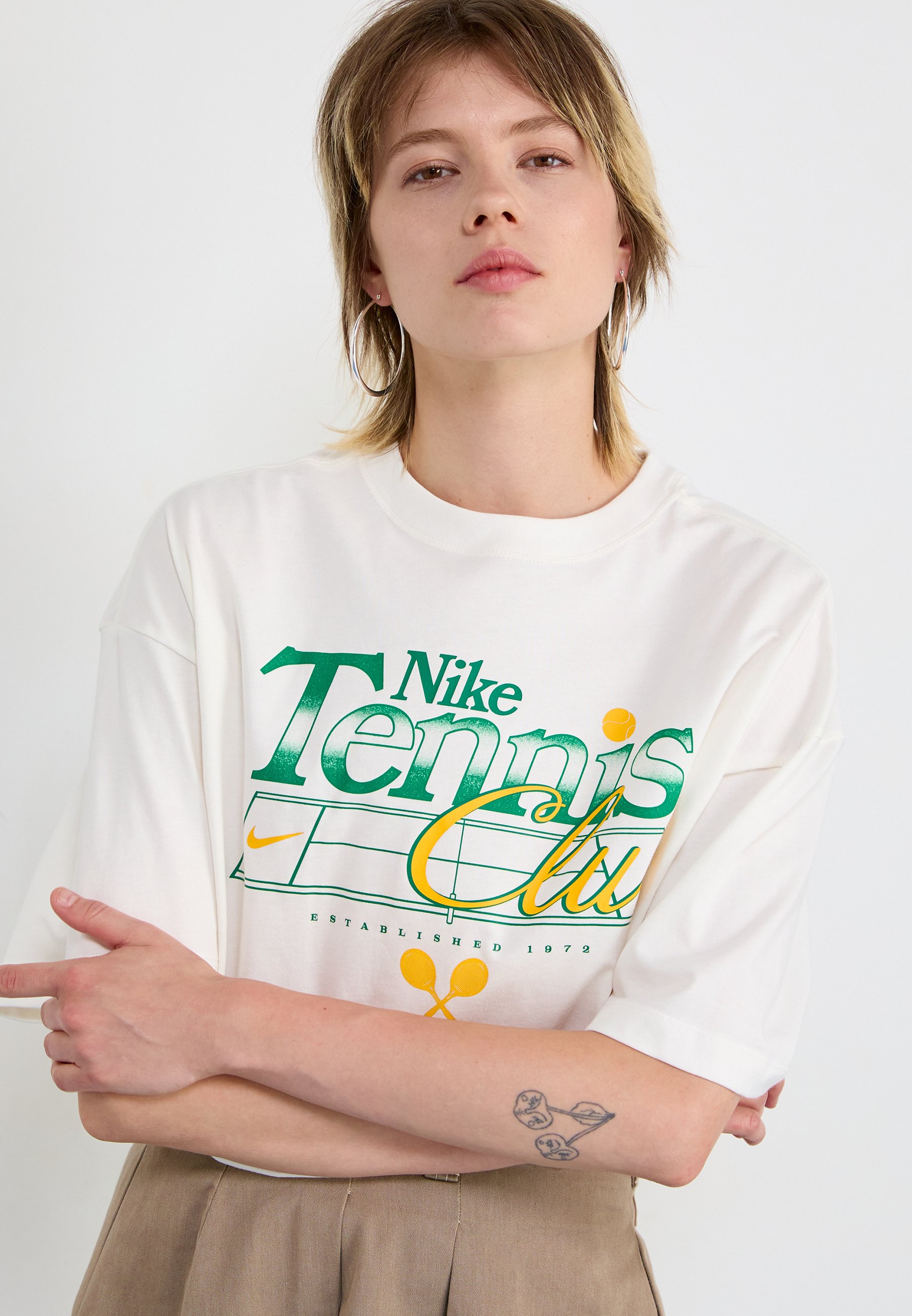 nike tennis t shirt women's