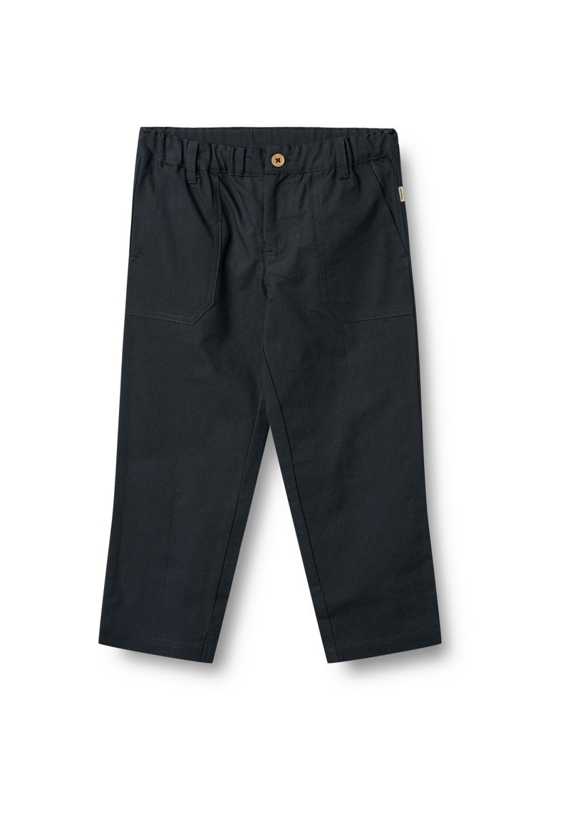 Pantalons en coton noir avec une coupe décontractée, dotés d'une taille élastique, d'un bouton en bois et de deux poches arrière. Design simple et texture lisse.