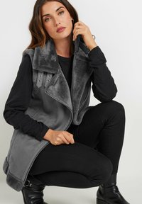 Long Tall Sally Väst - grey