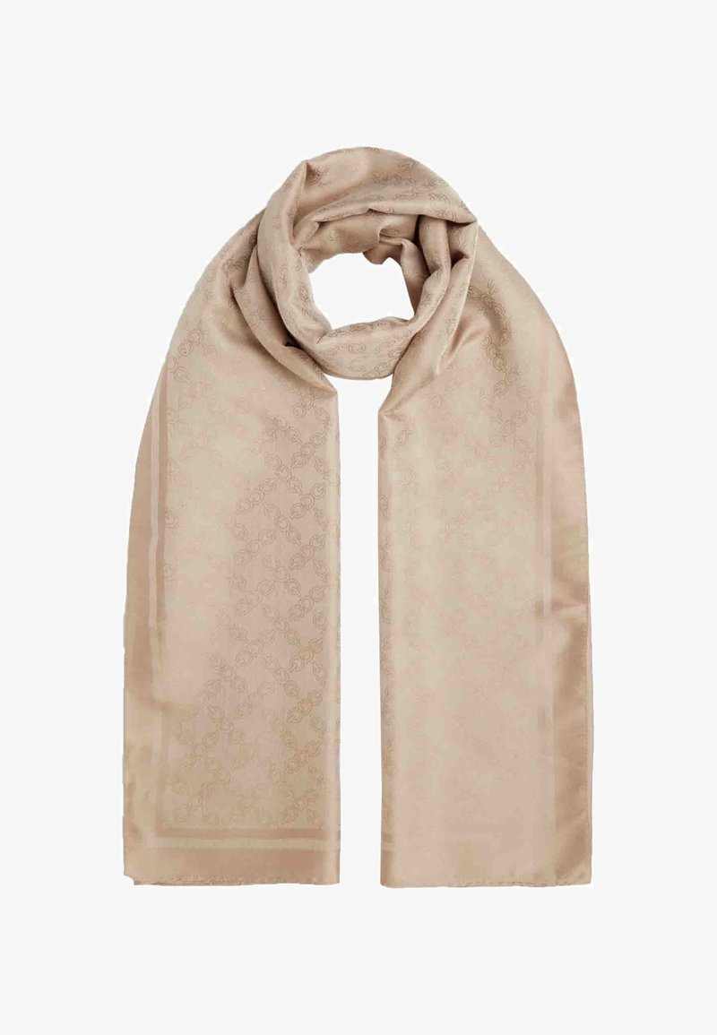 Écharpe beige en soie avec un motif monogramme subtil répété, drapée en boucle avec les extrémités pendantes droit vers le bas.