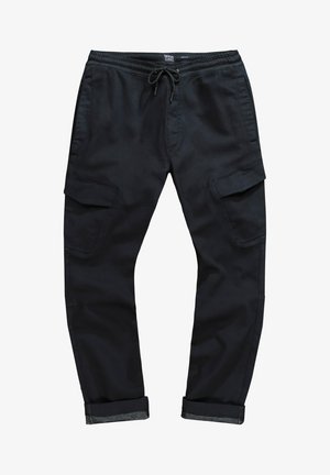 Pantaloni cargo neri con vita regolabile tramite cordoncino, gambe affusolate, orli arrotolati e due tasche laterali, realizzati in tessuto resistente.