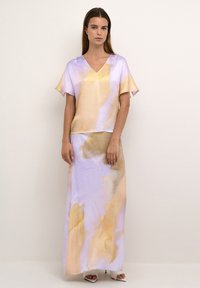 Karen by Simonsen OLGA - Maxinederdele - olga print lilac