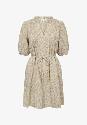 Blomstrete kjole med beige bunn, puffede ermer, V-hals, rynket liv og belte i midjen. Har et lyst blått blomstermønster over hele.